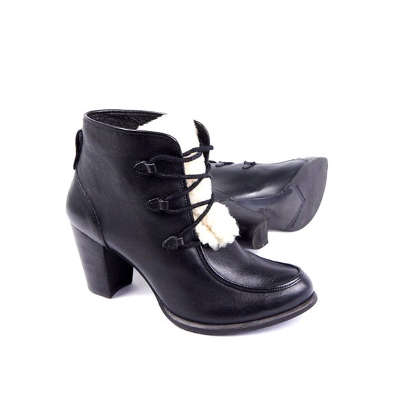 UGG Shoes - Ugg Analise Exposed Fur Black Leather Snow Booties